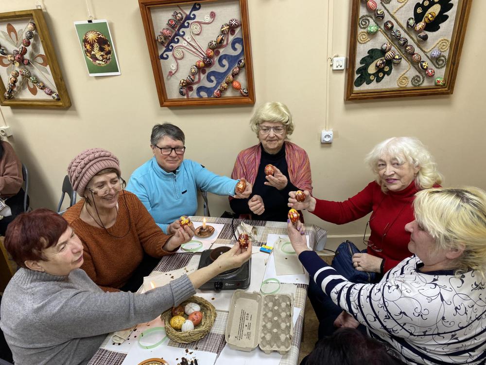 ПИСАНКОВА АРТ-ТЕРАПІЯ ПИСАНКОВА АРТ-ТЕРАПІЯ