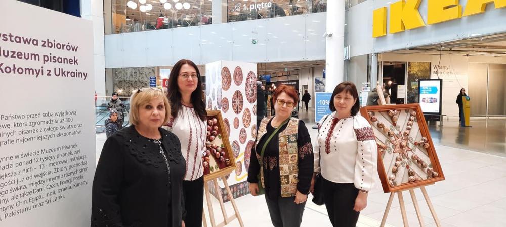 МИ НЕ ВТІКАЛИ ВІД ВІЙНИ…