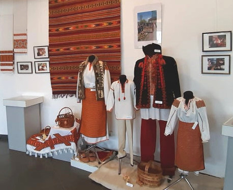 Великодній Космач