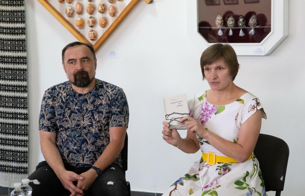 «ДОКРИЧАТИСЯ ДО ЖИВИХ» 