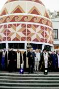 Урочистості провадить заслужений артист України Микола Савчук Урочистості провадить заслужений артист України Микола Савчук