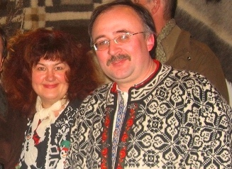 Ексклюзивний тканий одяг подружжя Сахрів